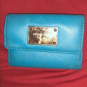 Michael Kors mini wallet